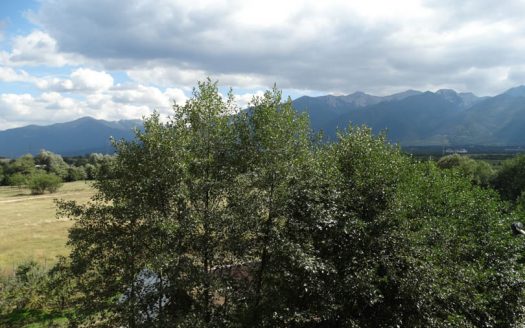 Furnished 2 bed on 2 Rivers