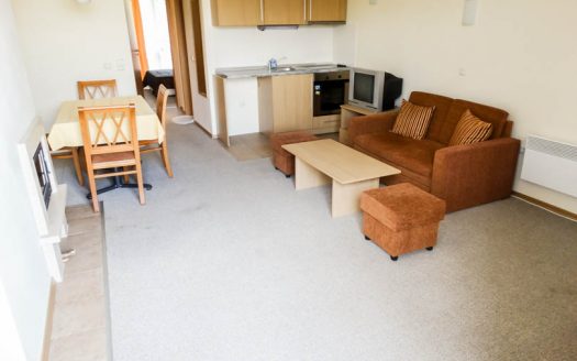 Furnished 2 bed on 2 Rivers