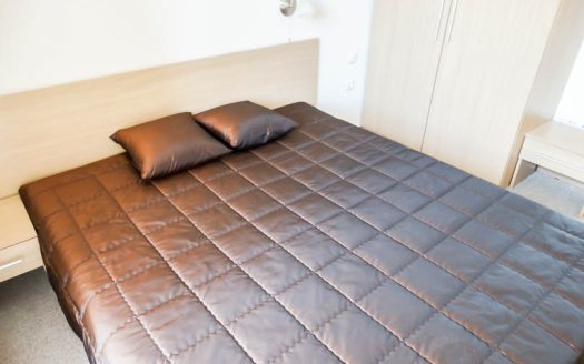 Furnished 2 bed on 2 Rivers