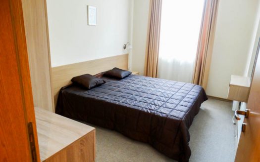 Furnished 2 bed on 2 Rivers