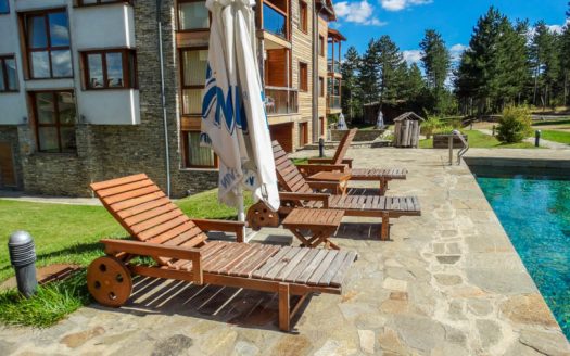 Furnished 2 bed with garden on Pirin Golf