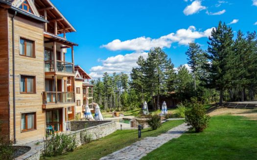 Furnished 2 bed with garden on Pirin Golf