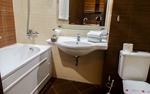 Furnished 2 bed on Casa Karina