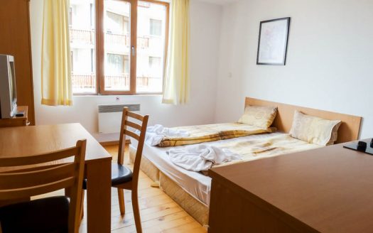Furnished studio on Four leaf Clover