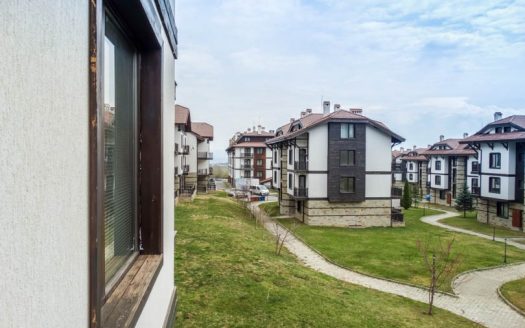 Furnished 2 bed on 3 Mountains