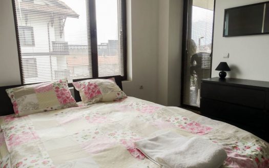 Furnished 2 bed on 3 Mountains