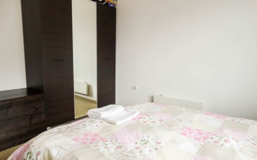 Furnished 2 bed on 3 Mountains