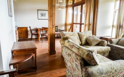 Furnished 2 bedroom house on Katarino Spa