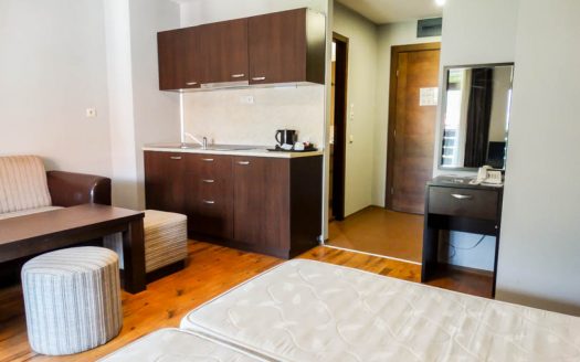 Furnished studio on Casa Karina