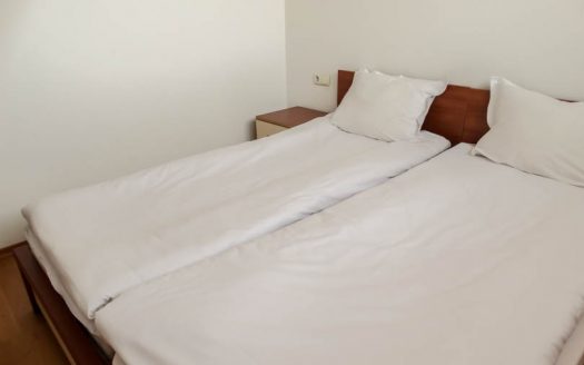 Furnished 2 bed Penthouse on Refectory