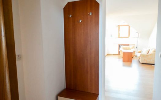 Furnished 2 bed Penthouse on Refectory