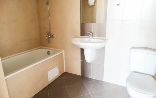 2 bed 2 bath on St Johns Park