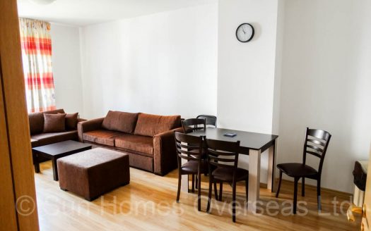 Furnished 2 bed on 3 Mountains