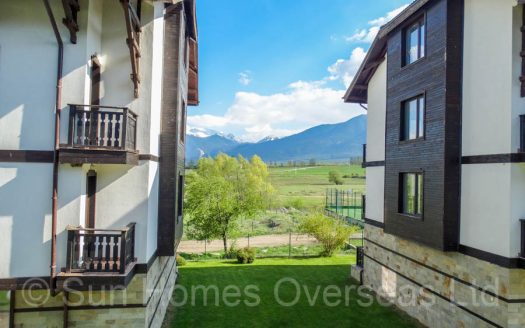 Furnished 2 bed on 3 Mountains