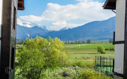 Furnished 2 bed on 3 Mountains