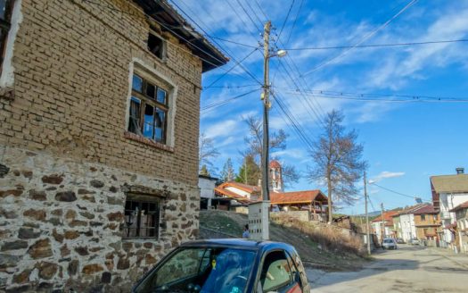 3 bed country house near Banya
