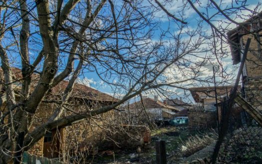 3 bed country house near Banya
