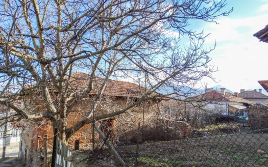3 bed country house near Banya