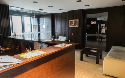 Furnished studio on Aspen House