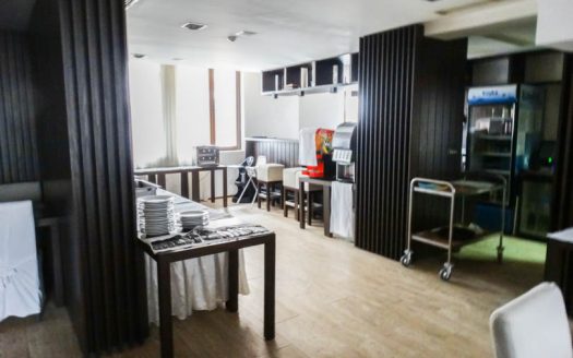 Furnished studio on Aspen House