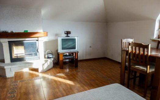 Furnished Penthouse 1 bed on Efir