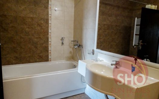 Furnished 2 bed duplex on Dream