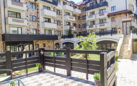 Furnished 2 bed duplex on Dream