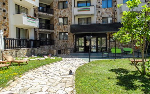 Furnished 2 bed duplex on Dream