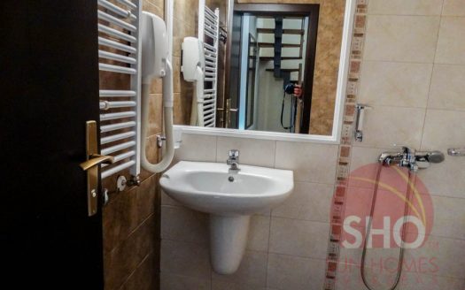 Furnished 1 bed duplex on Dream