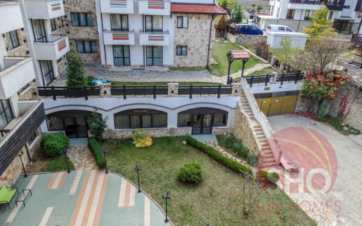 Furnished 1 bed duplex on Dream