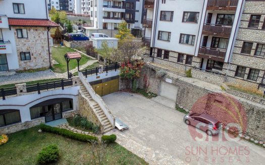 Furnished 1 bed duplex on Dream