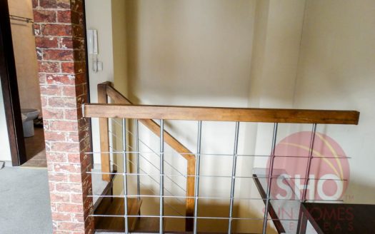 Furnished 1 bed duplex on Dream