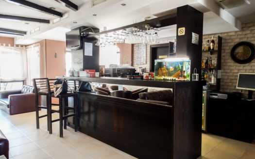 Furnished 1 bed duplex on Dream