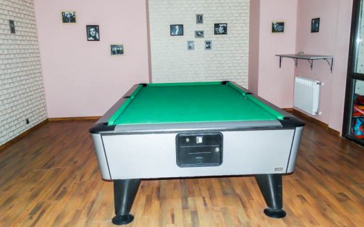 Furnished 1 bed duplex on Dream