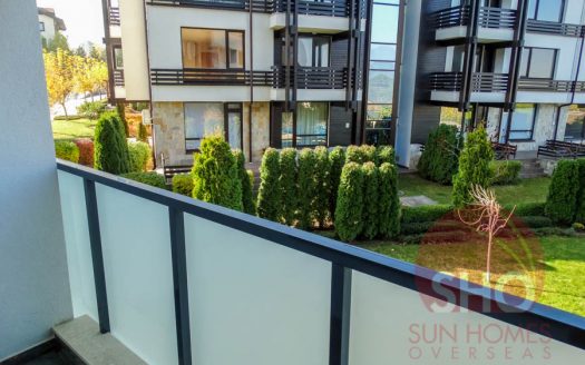Furnished studio on Aspen Heights