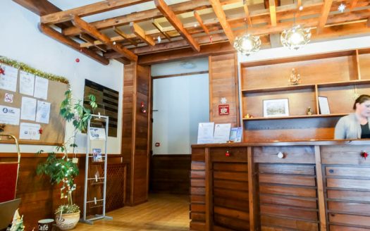 Furnished 1 bed on St Ivan