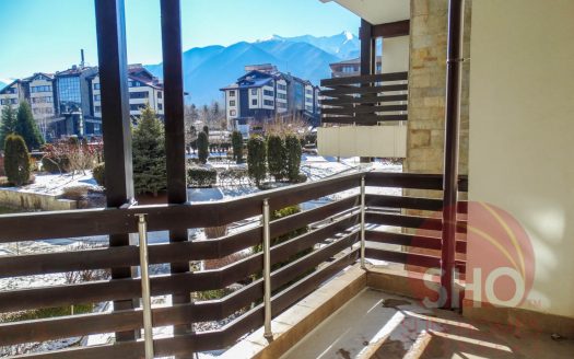 Furnished 2 bed on Aspen Golf