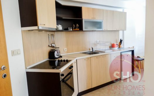 Furnished 2 bed on Aspen Golf