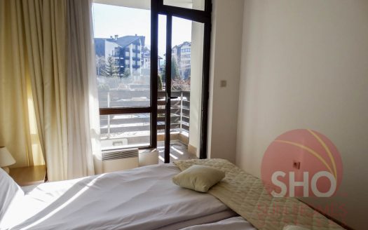 Furnished 2 bed on Aspen Golf