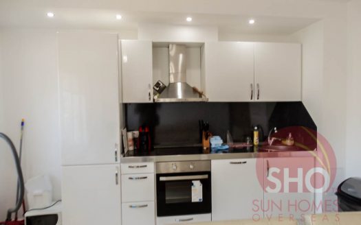 Furnished 2 bed on St George’s Palace