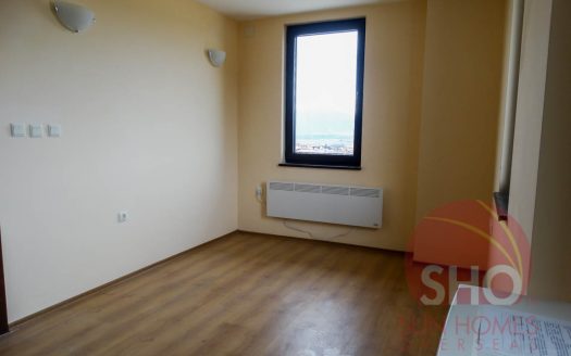 Brand new 2 bed on Royal Park