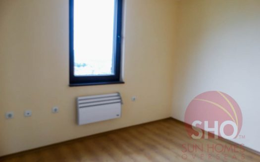 Brand new 2 bed on Royal Park