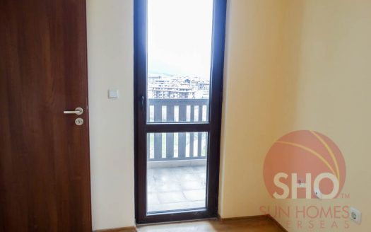 Brand new 2 bed on Royal Park