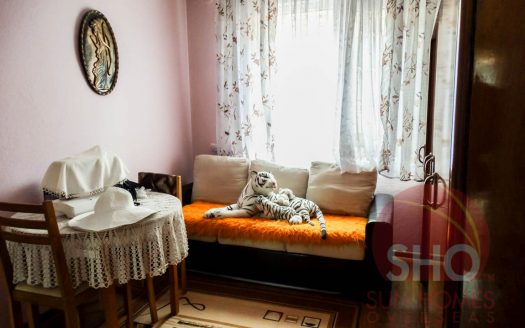 Furnished 2 bed house in Razlog