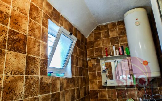 Furnished 2 bed house in Razlog