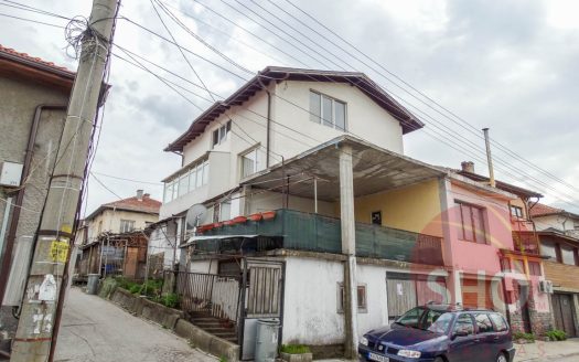 Furnished 2 bed house in Razlog