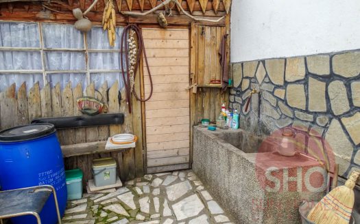 Furnished 2 bed house in Razlog