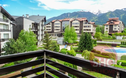 Furnished 1 bed on Aspen Golf