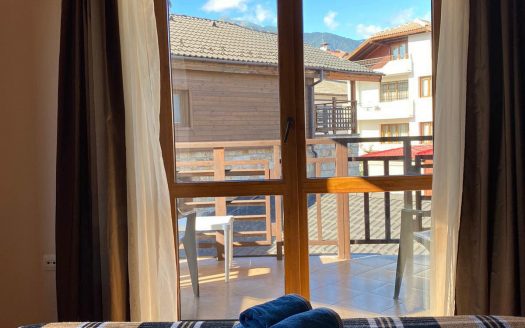 Furnished 2 bed on Adeona