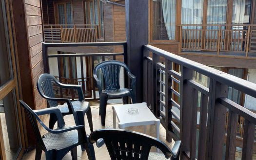 Furnished 2 bed on Adeona